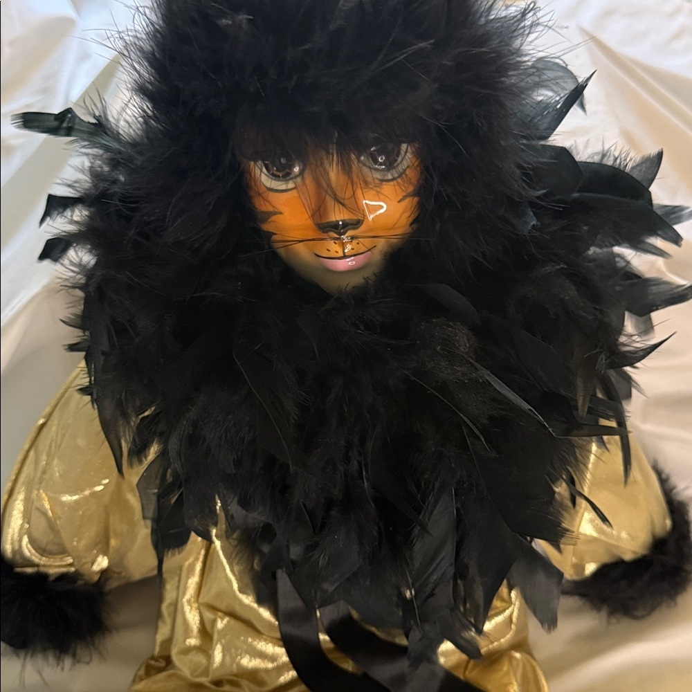Crawford Collectibles Miss Kitty Porcelain Cat Doll 27” Musical Plays “CATS”